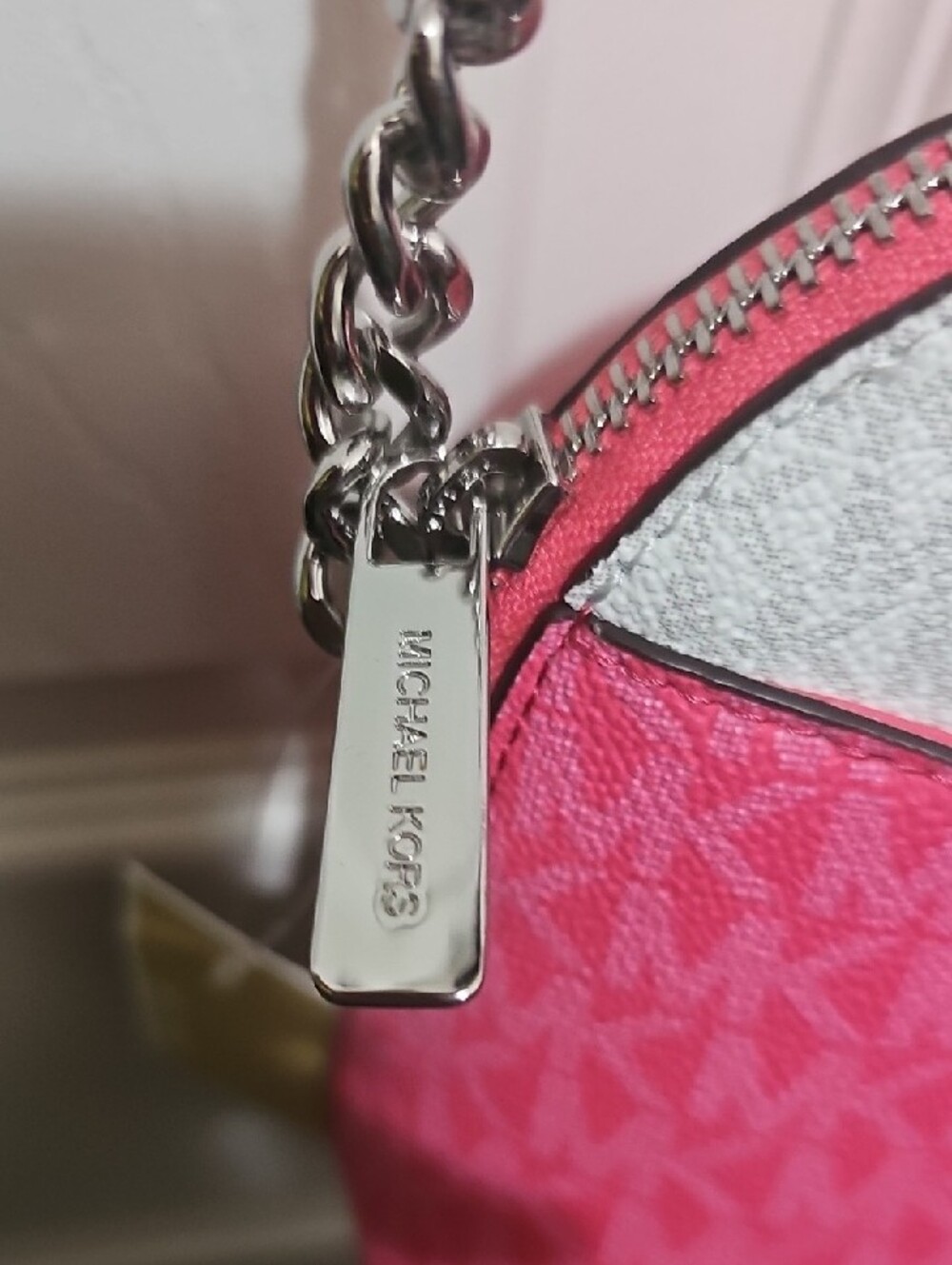 Michael Kors Pink & Cream Signature Crossbody - Picture 7 of 10